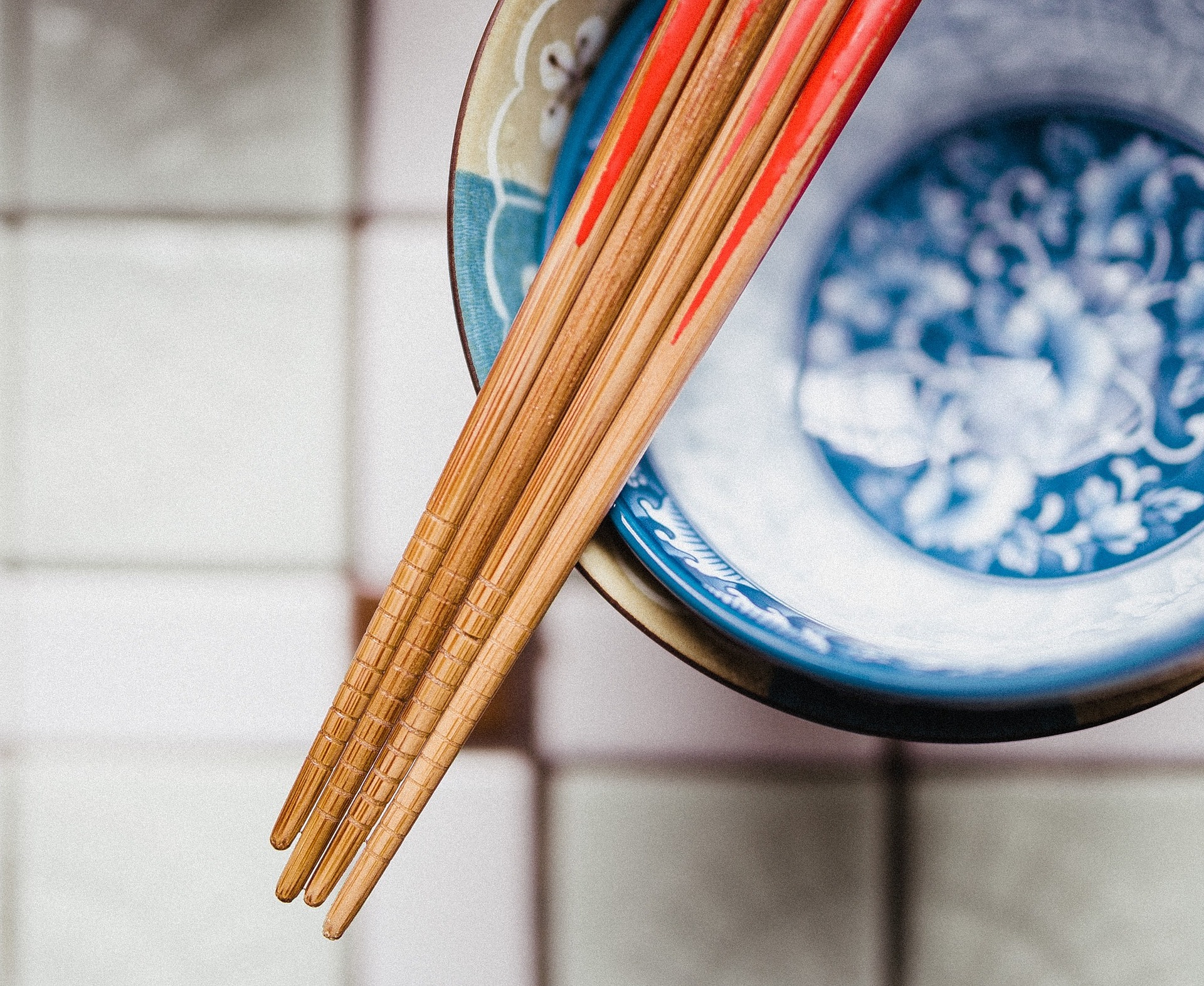 Chopsticks. Kitchen and eating utensils primarily used in East Asia for 3 millennia 